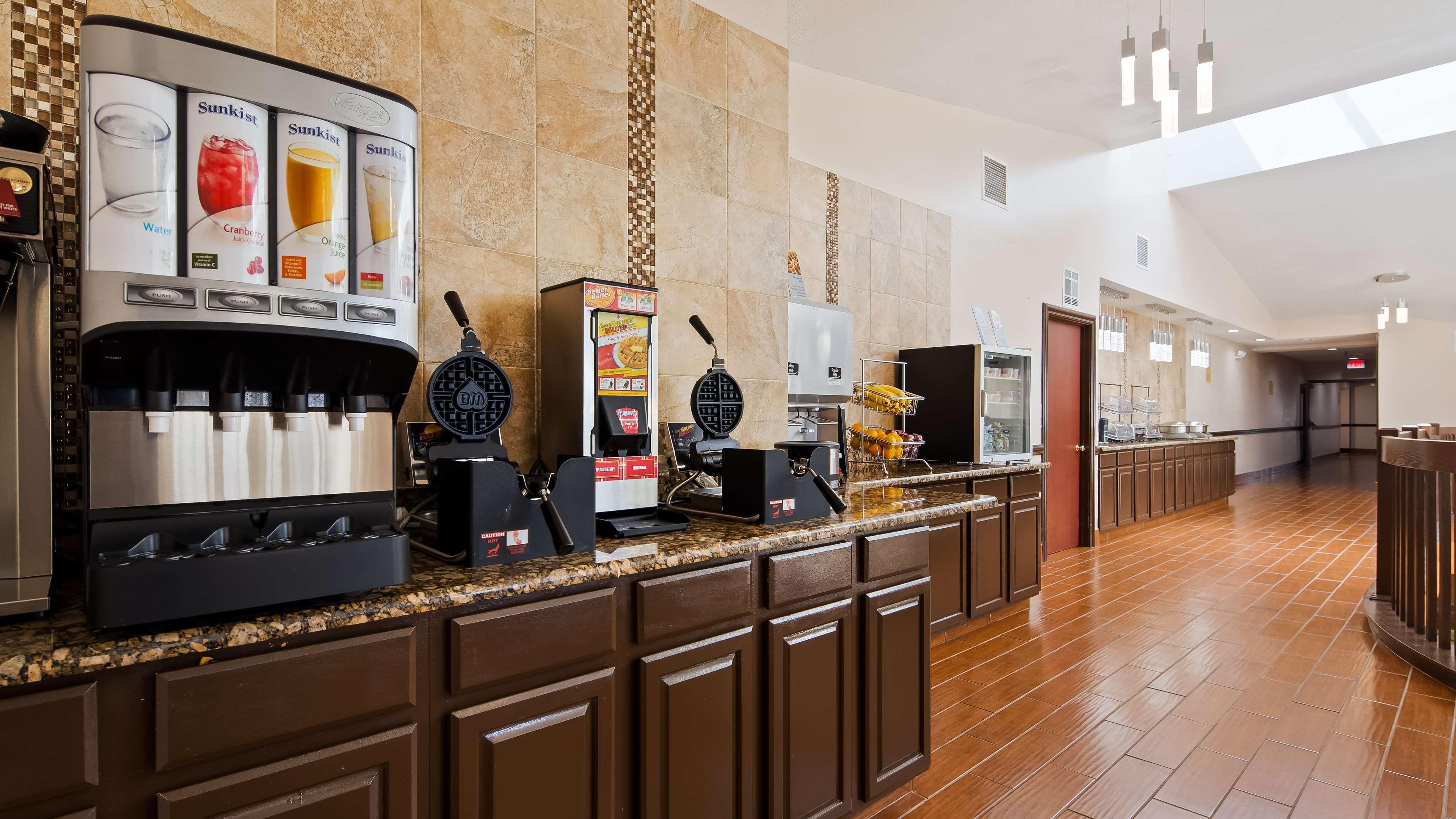 Americinn By Wyndham Grand Rapids Airport North Cascade Екстер'єр фото