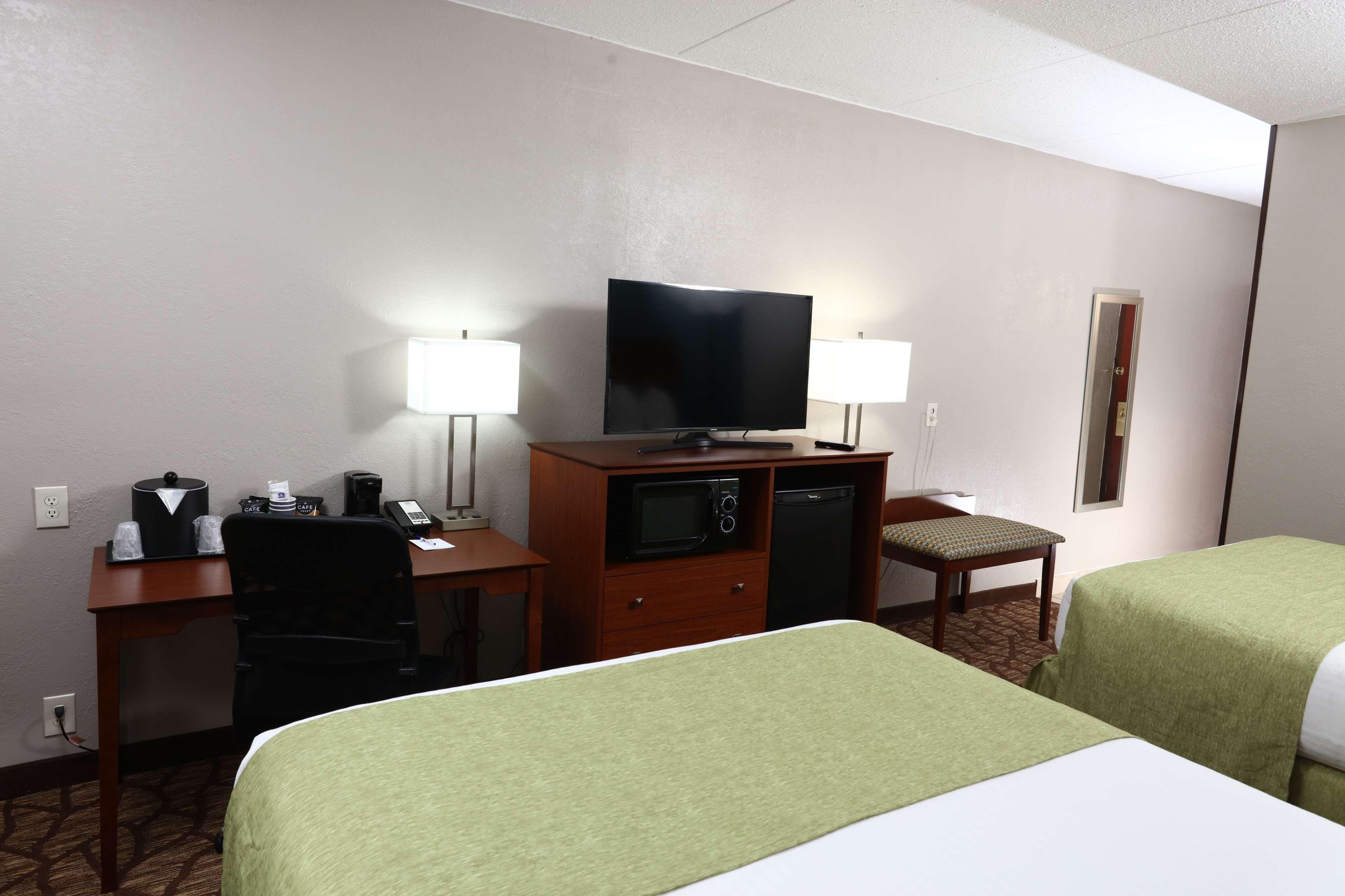 Americinn By Wyndham Grand Rapids Airport North Cascade Екстер'єр фото