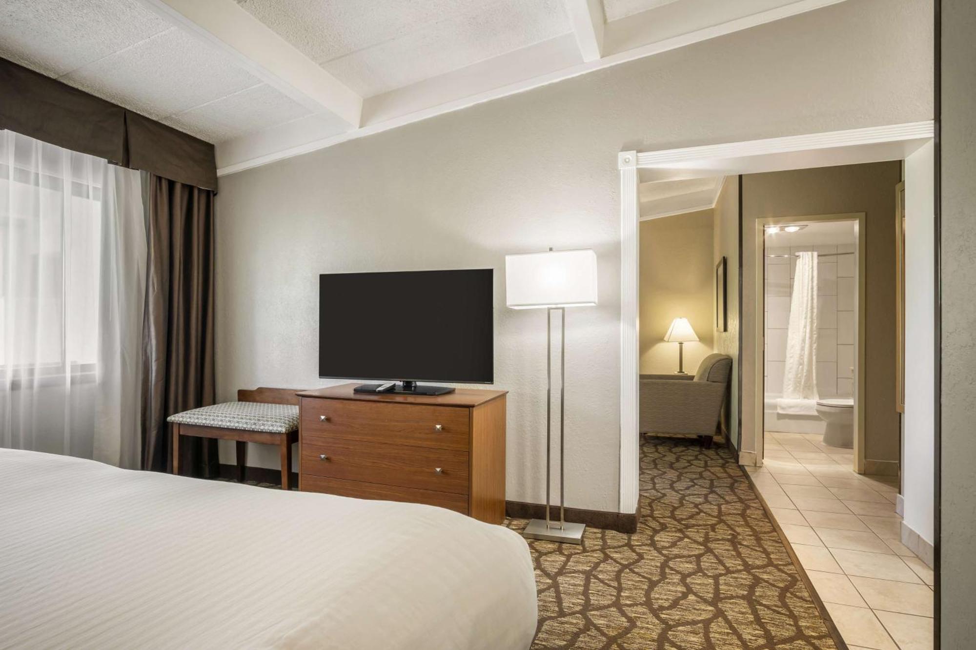 Americinn By Wyndham Grand Rapids Airport North Cascade Екстер'єр фото