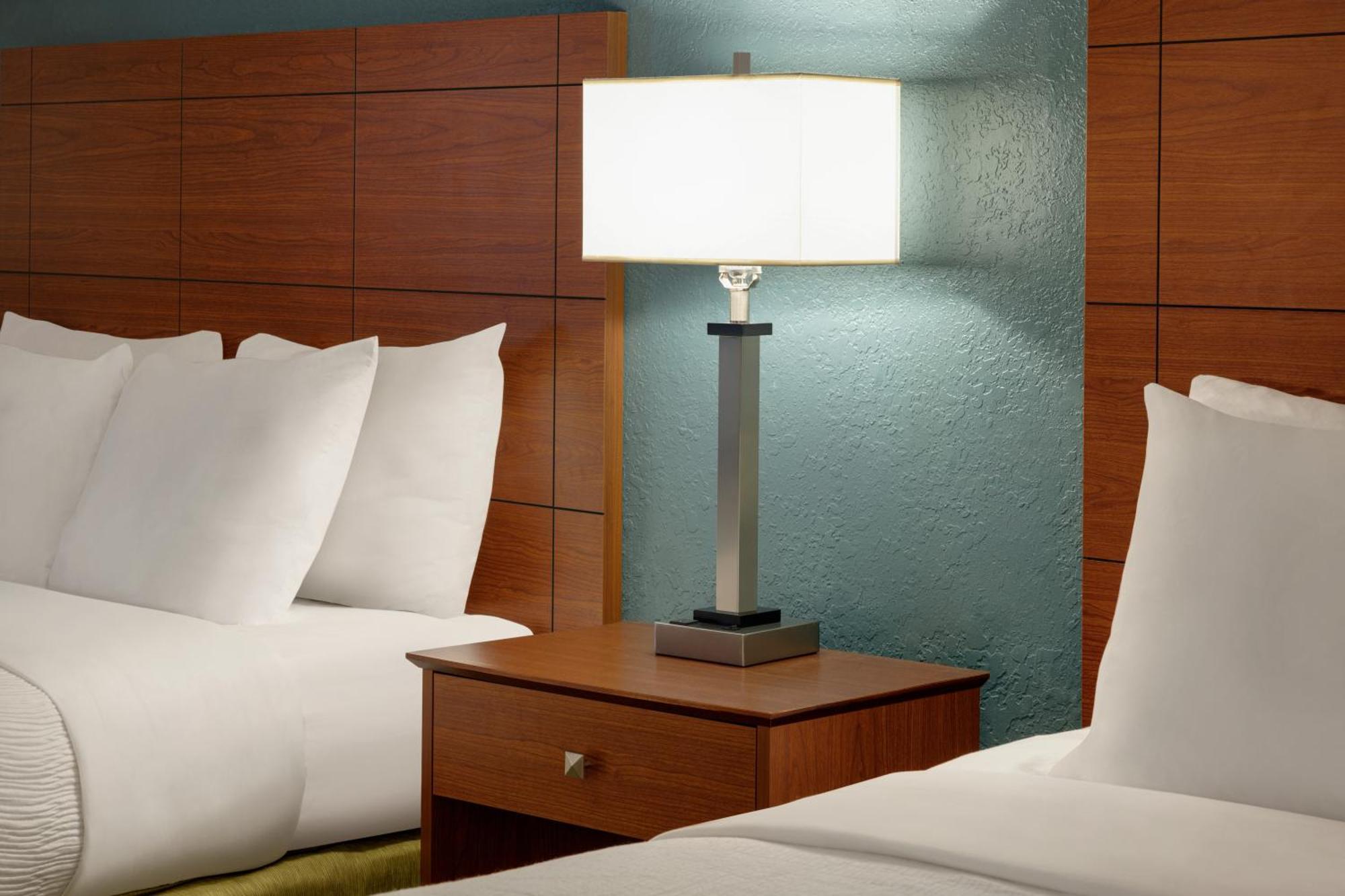 Americinn By Wyndham Grand Rapids Airport North Cascade Екстер'єр фото