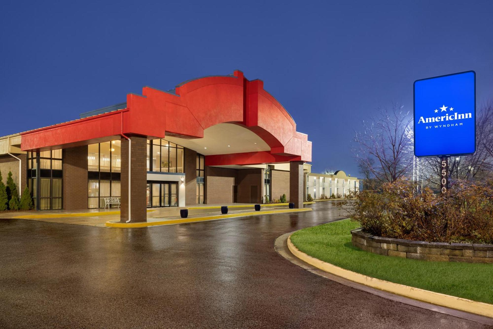 Americinn By Wyndham Grand Rapids Airport North Cascade Екстер'єр фото